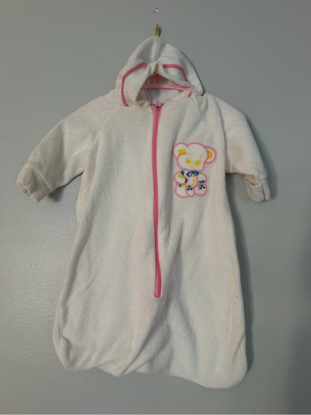 Vintage White Hooded Baby Towel with Pink Trim and Bear Embroidery